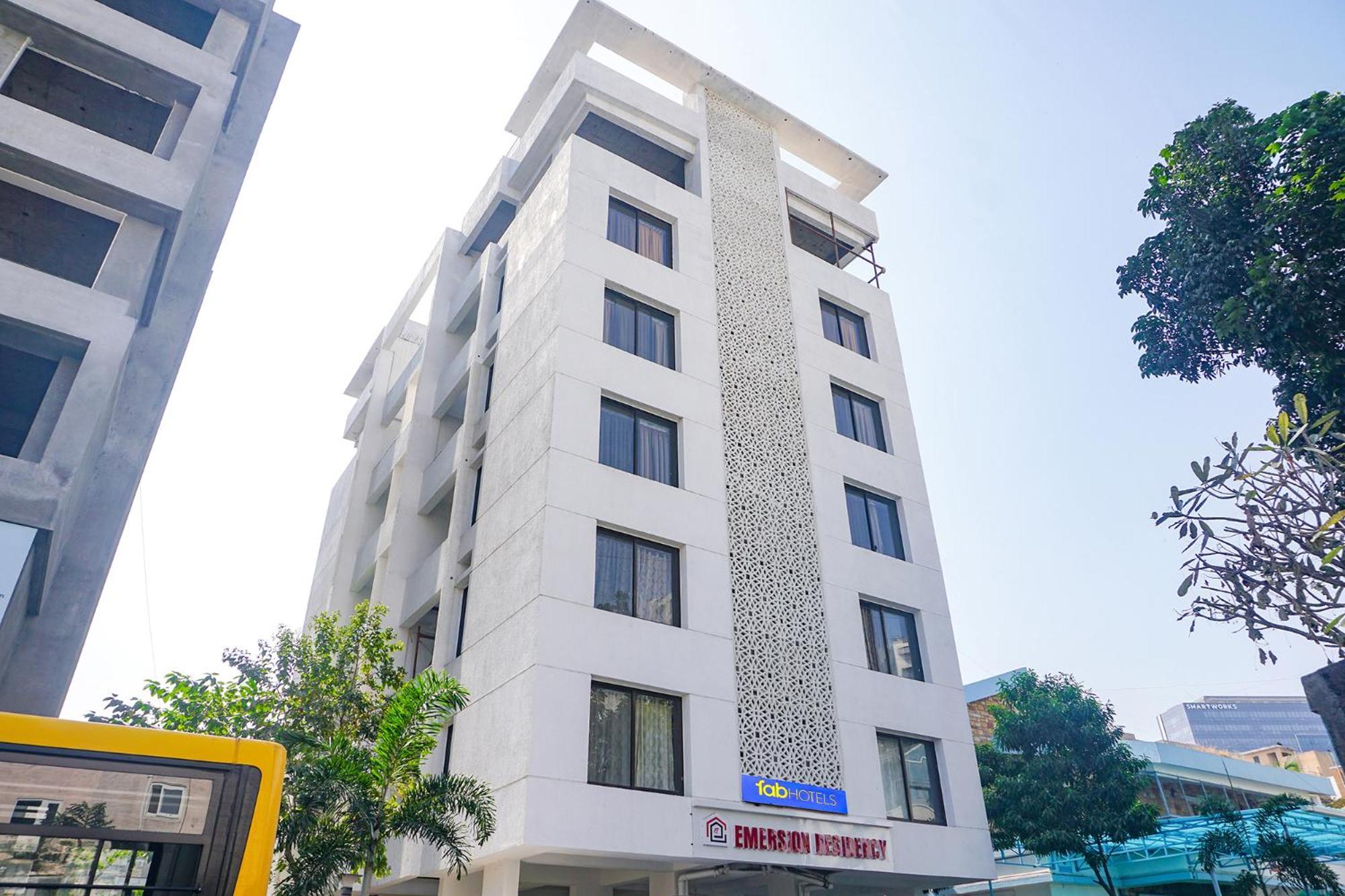 Fabhotel Emersion Residency - High Street Near Laxman Nagar, Baner Pune Exterior foto
